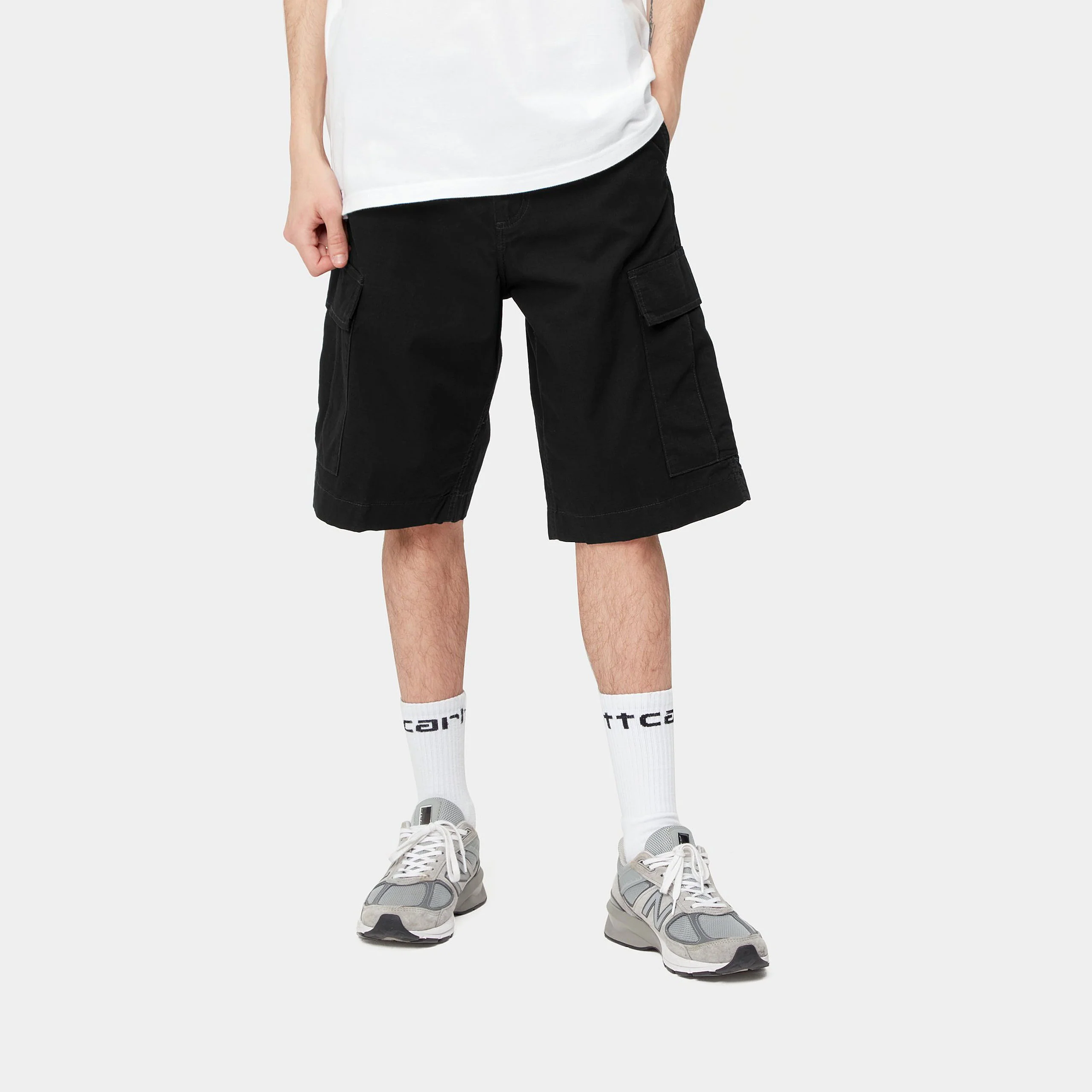 Carhartt WIP Regular Cargo Shorts - Black Rinsed - Image 3